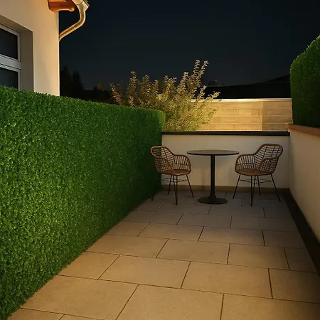 Luxury - Ib - Mit Terrasse Ii Stock דירה נויוויד