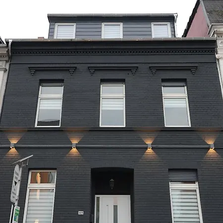 Luxury - Ib - Mit Terrasse